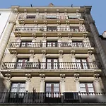 Boutique Pare Lainez - Cozy stylish one bedroom flat near Sagrada familia